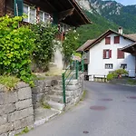 Lejlighed Charming Alpine Retreat By Capricorn Gsteigwiler