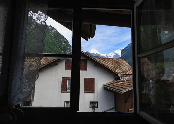 Charming Alpine Retreat By Capricorn Gsteigwiler