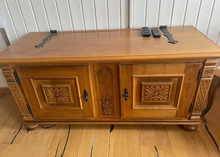 Charming Alpine Retreat By Capricorn Gsteigwiler