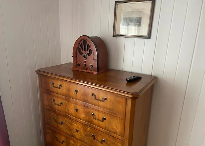 Charming Alpine Retreat By Capricorn * Gsteigwiler