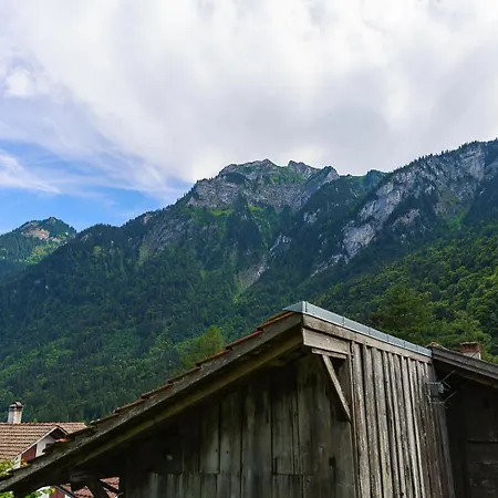 דירה Charming Alpine Retreat By Capricorn
